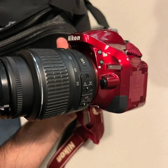 Nikon D5200 DSLR Camera – Red - Picture 2 of 5